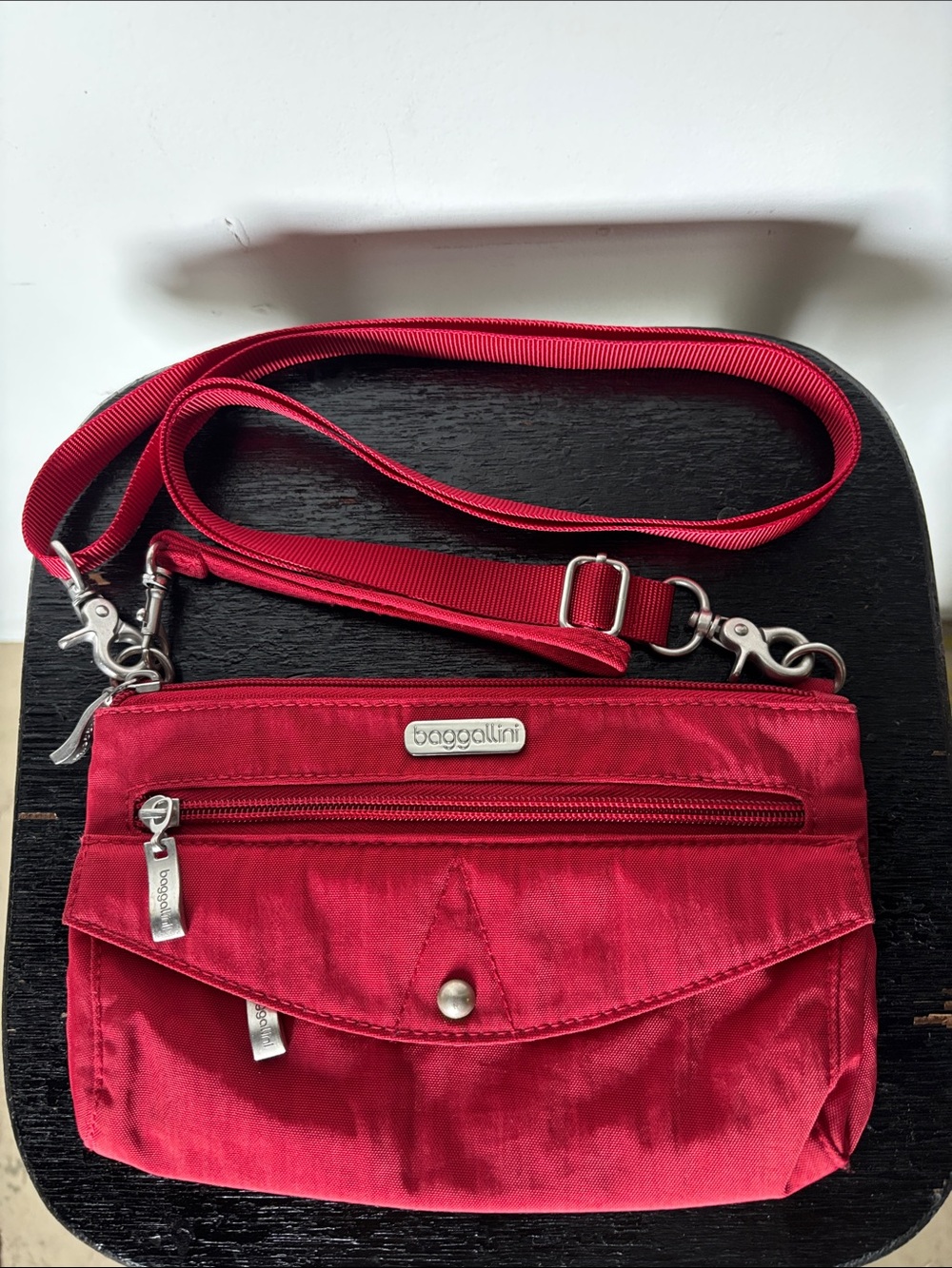Baggallini 2010 Plaza Mini in Red Apple